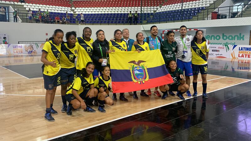 Los chicos de Olimpiadas Especiales en una de sus exitosas participaciones.