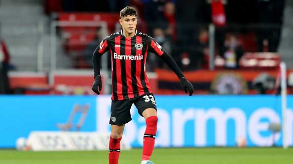 El ecuatoriano reveló qué tal es jugar contra Lewandowski