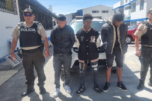 Víctima de violento asalto en Quito logró recuperar su celular tras rastrearlo y ubicar a los sospechosos