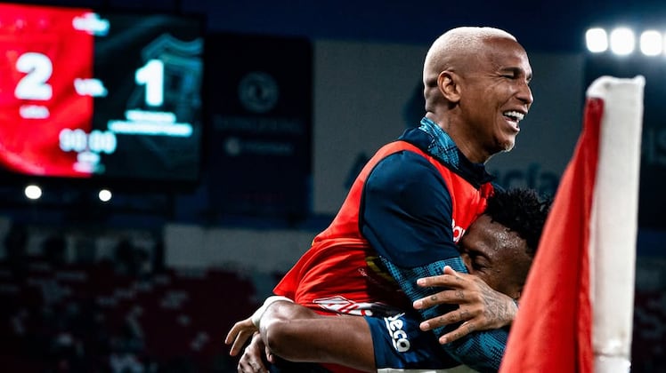 Liga de Quito se juega un partido clave ante Lanús.