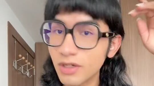 Tiktoker ecuatoriano tildó de masculinidad frágil a sus detractores