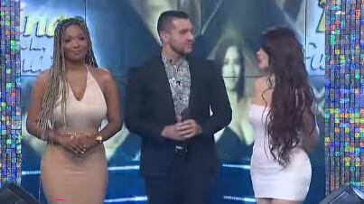 Aura Arce y Nathalie Carvajal