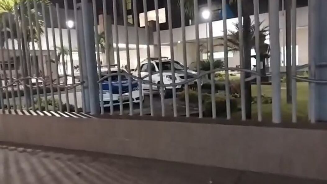 Sicarios ingresaron a hospital de Portoviejo y lograron matar a un joven extranjero