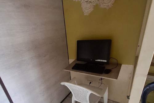 Entró por internet y terminó en una pesadilla: clausuran cibercafé en Quito tras presunta agresión sexual a menor