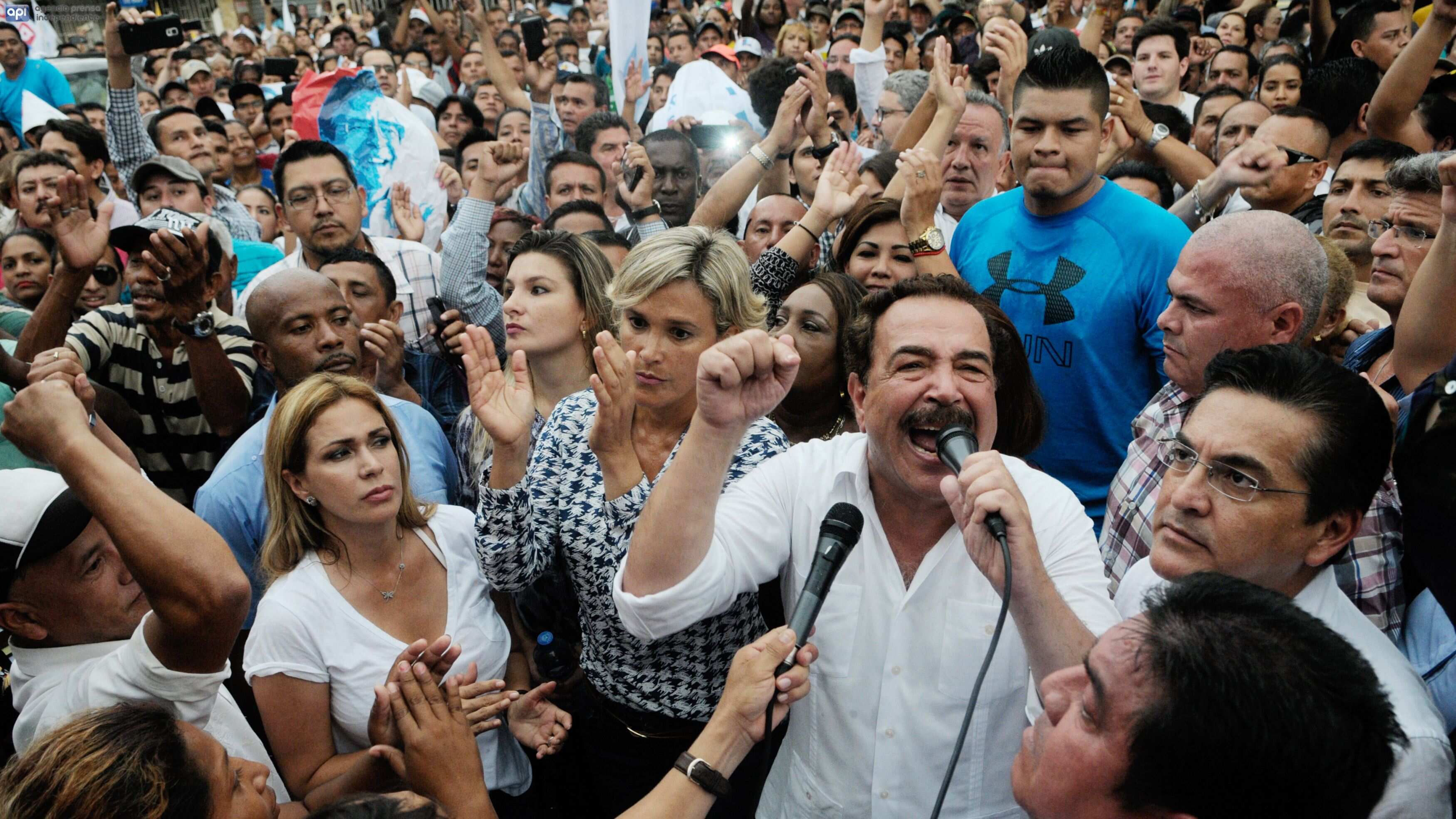 Cynthia Viteri y Jaime Nebot/API