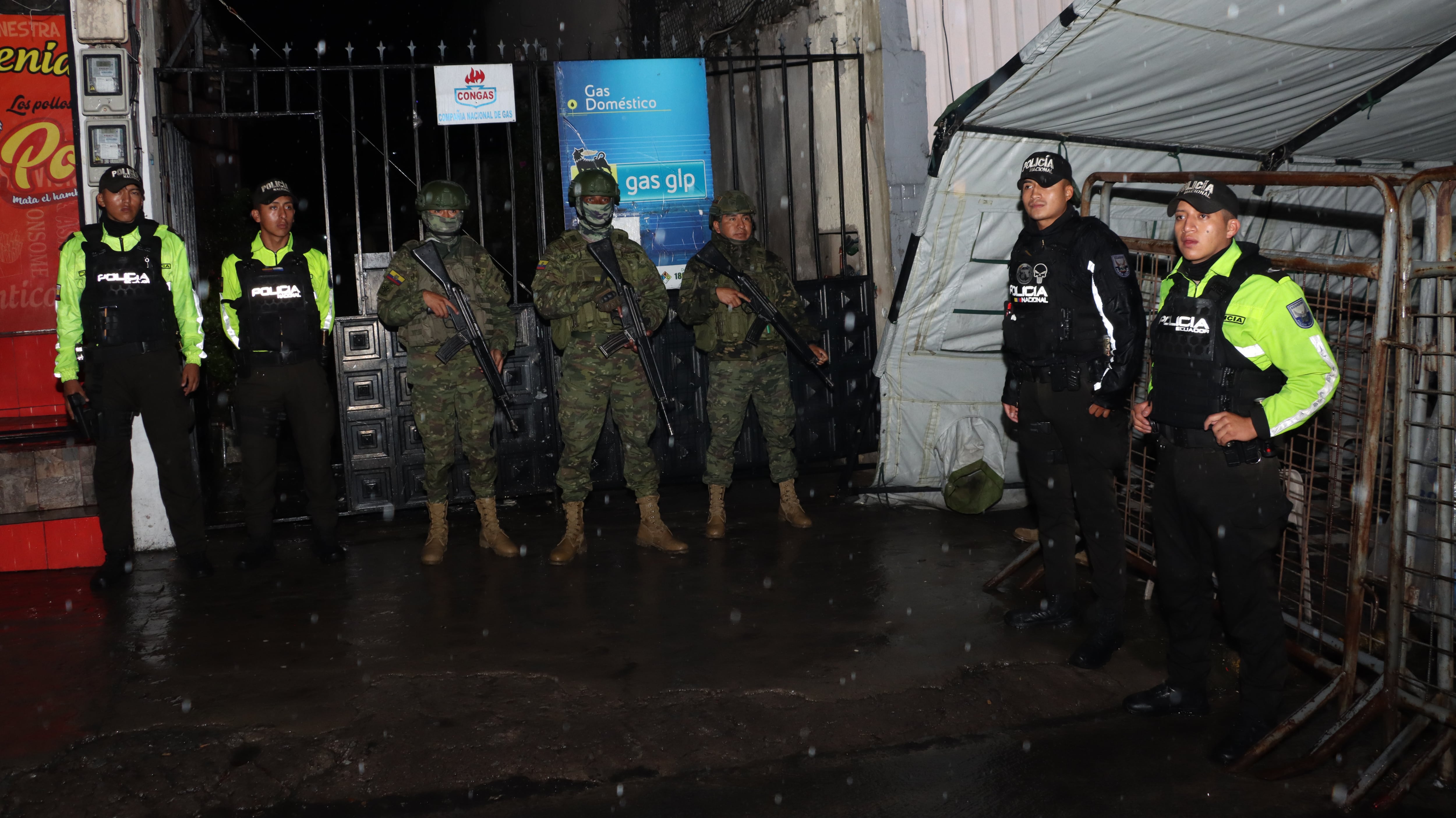 Aunque no hay espacio, los procesados por el Caso Purga fueron trasladados a la cárcel 4 de Quito