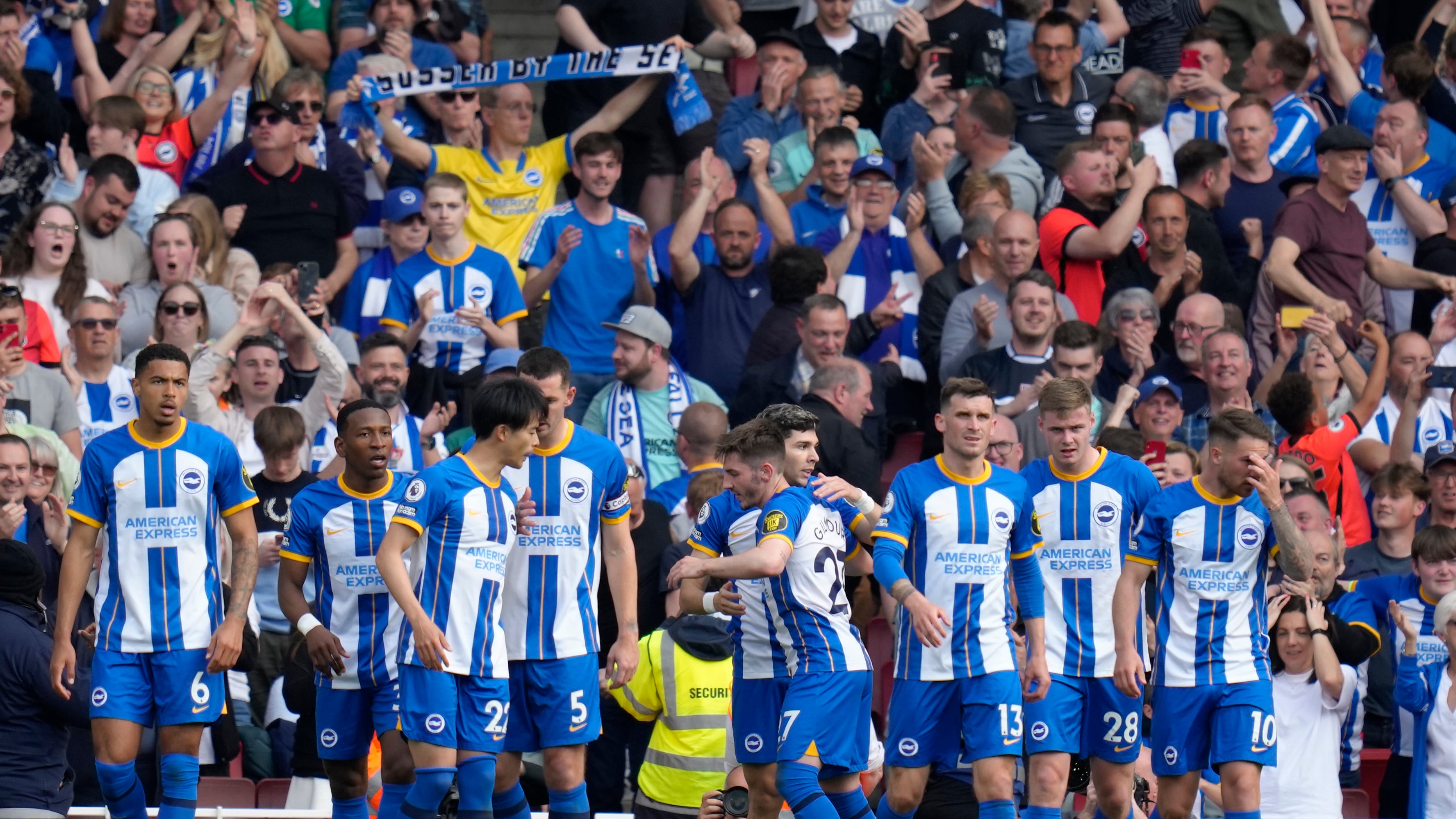El Brighton en la victoria contra el Arsenal