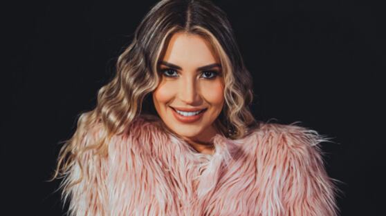 Gaby Sanz, artista emergente ecuatoriana