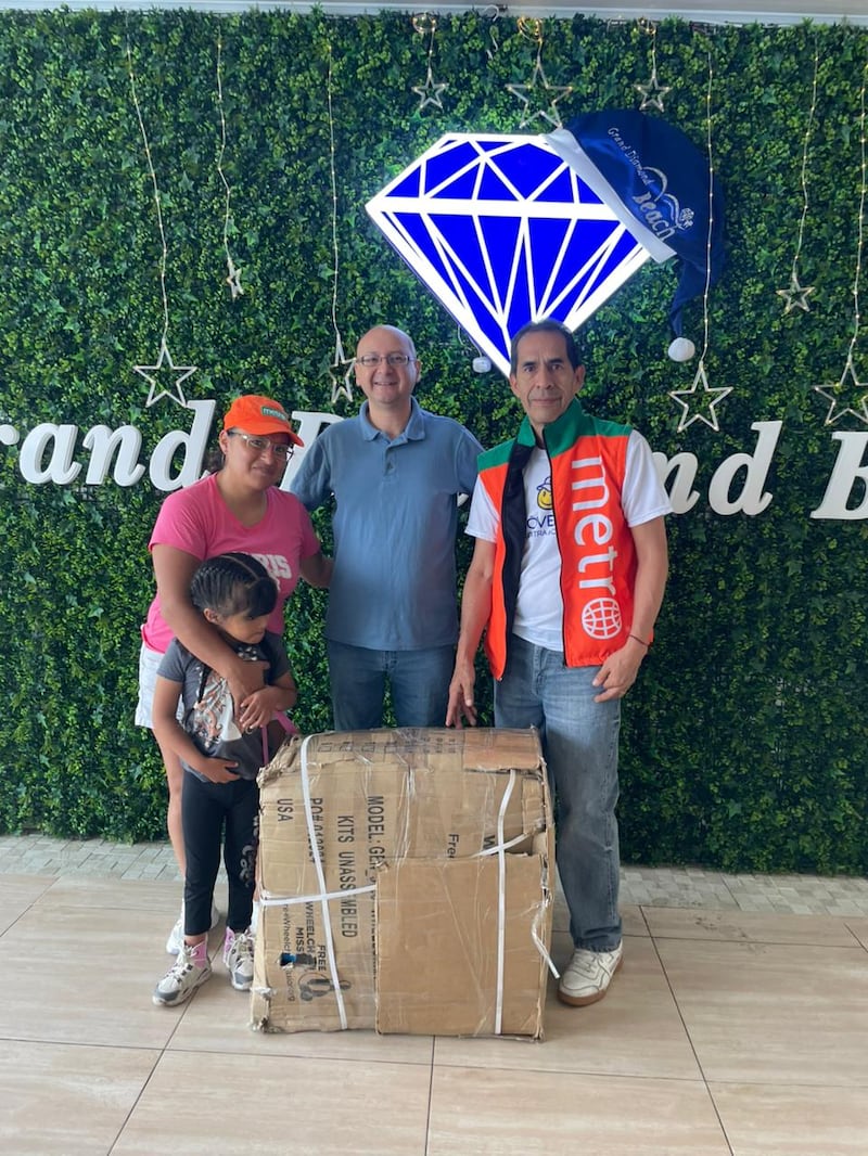 Jóvenes Contra el Cáncer - Viaje a la playa de Tonsupa