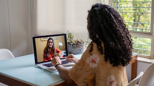 Peligros de usar a ChatGPT como terapeuta personal.