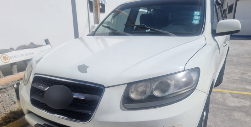 Víctima de violento asalto en Quito logró recuperar su celular tras rastrearlo y ubicar a los sospechosos