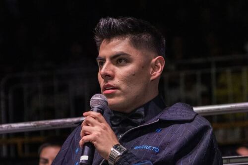 Kike Jav tacha de “lamebotas” a Jonathan Estrada y arremete contra May Osorio