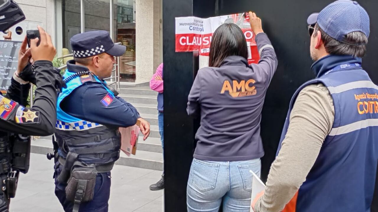 Clausuran locales que ofrecían criptomonedas a cambio de escaneo facial en Quito