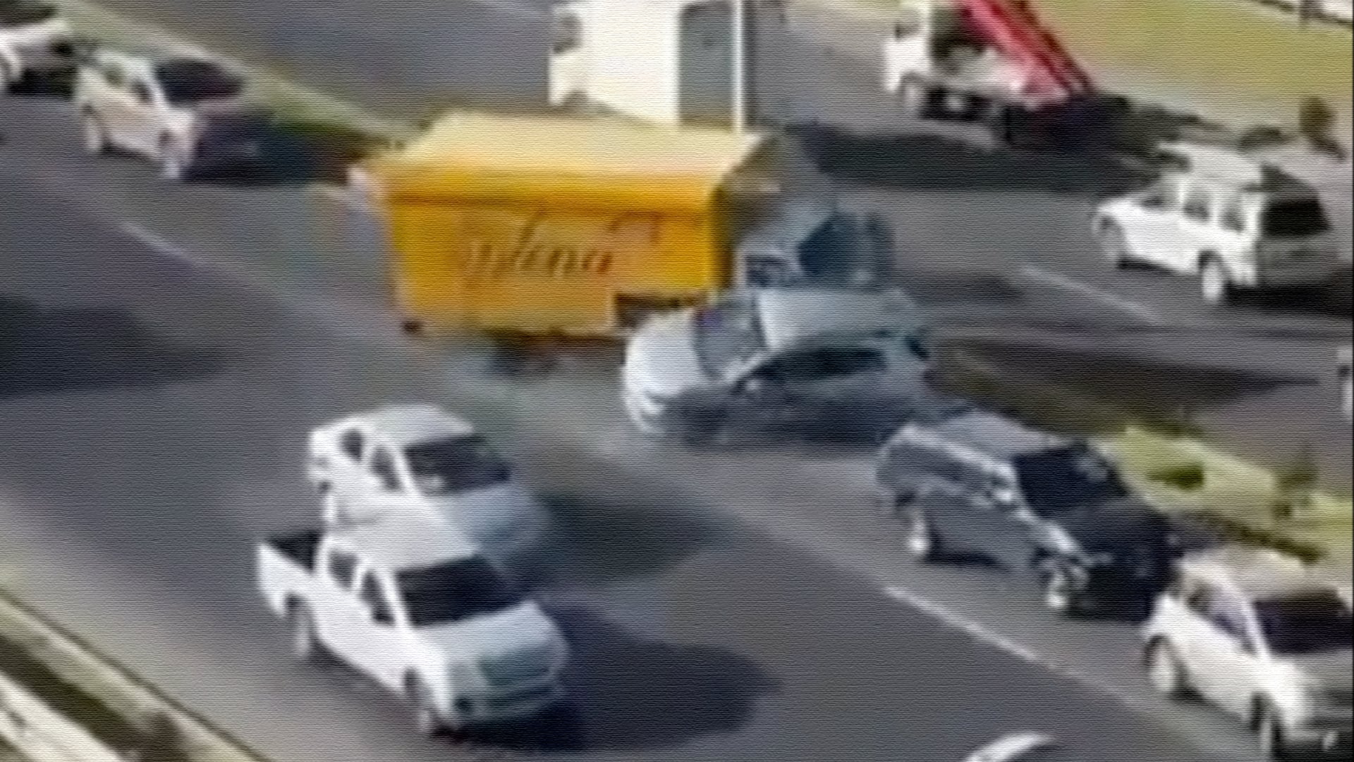 Video muestra el múltiple choque que ocurrió en la Ruta Viva, sector Tumbaco