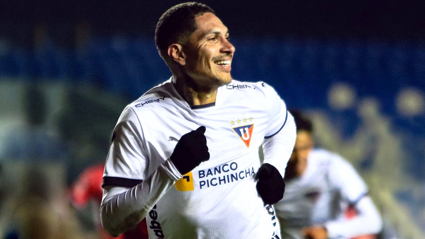 Paolo Guerrero con Liga de Quito
