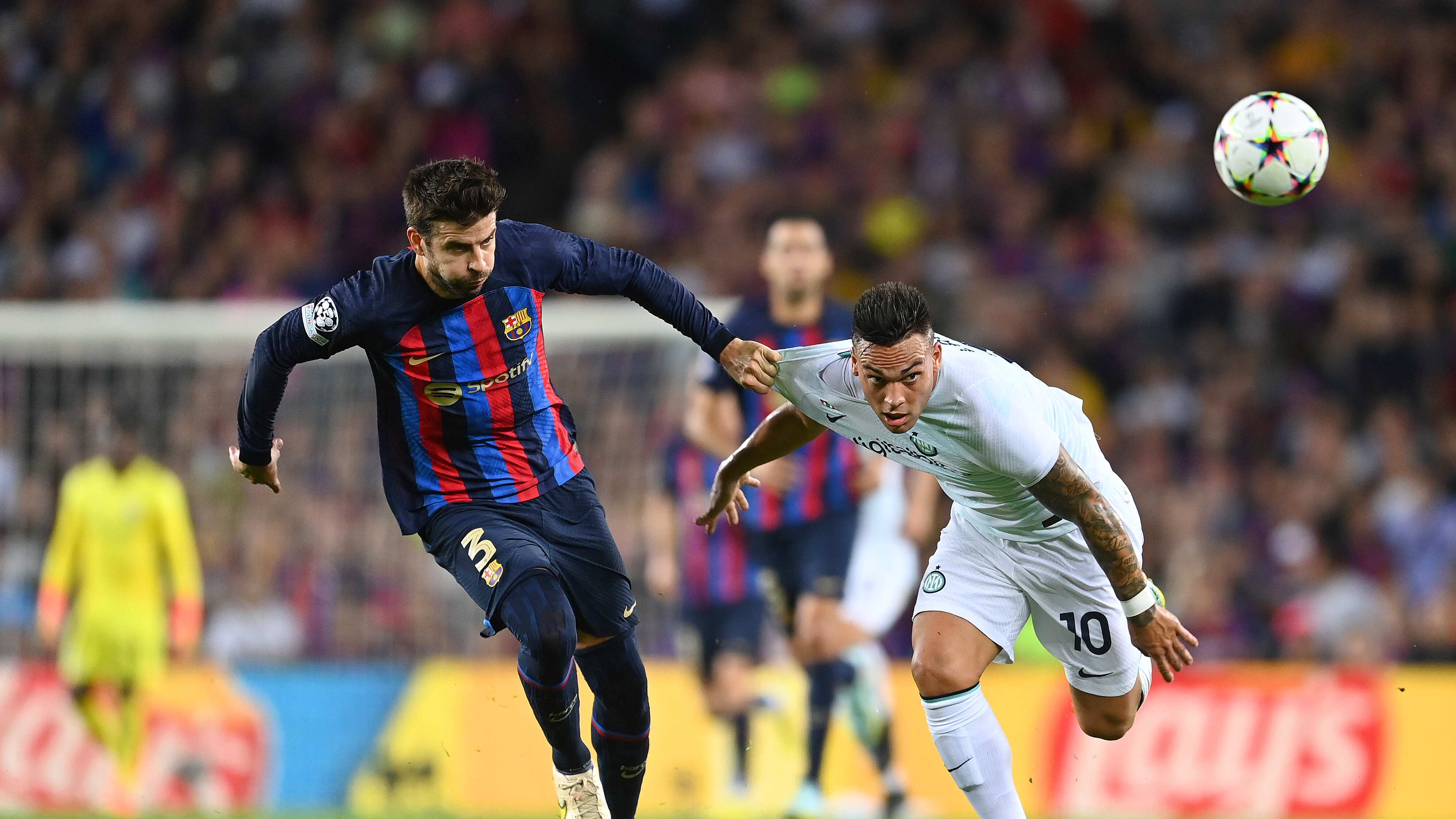 FC Barcelona v FC Internazionale: Group C - UEFA Champions League