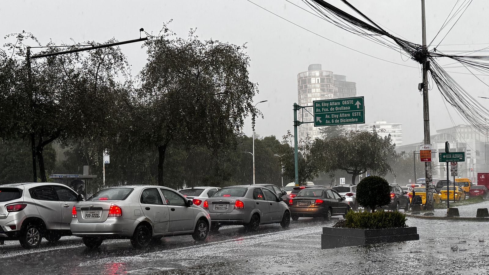 Lluvia y granizo en Quito este 27 de febrero