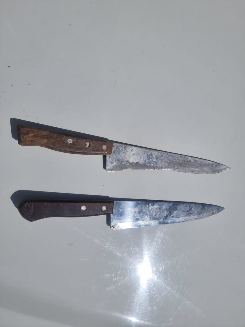 Víctima de violento asalto en Quito logró recuperar su celular tras rastrearlo y ubicar a los sospechosos