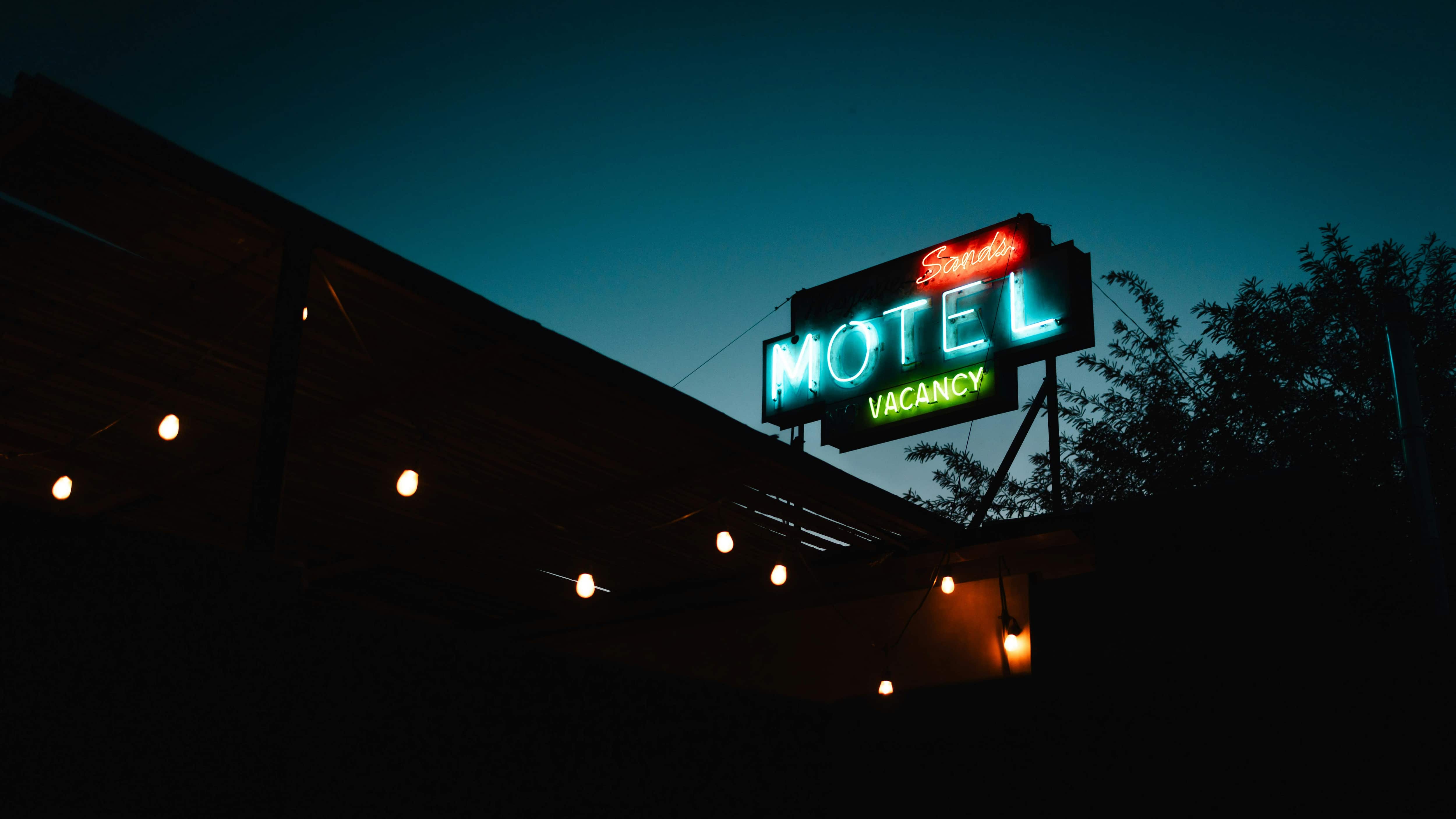 Un hombre fue detenido por presunta violación en un motel de Rumiñahui tras llamada de auxilio