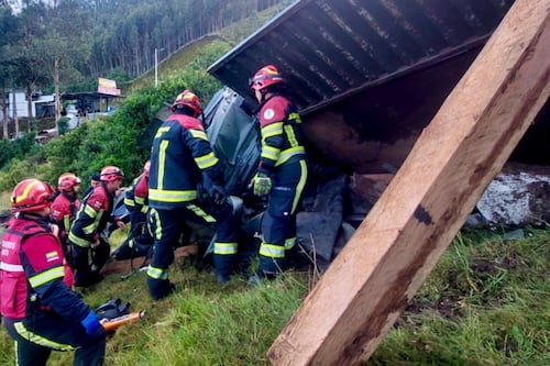 Identifican a las víctimas del fatal accidente en la vía Papallacta- Pifo: eran militares
