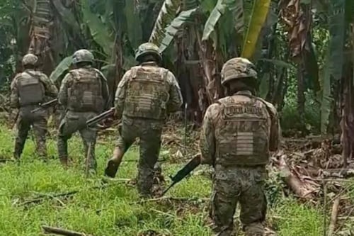 Descubren piscina clandestina con 8.000 galones de combustible en Sucumbíos
