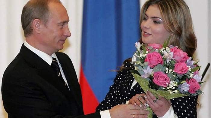 El líder uso al parecer no estaba tan contento con la filtración de la noticia