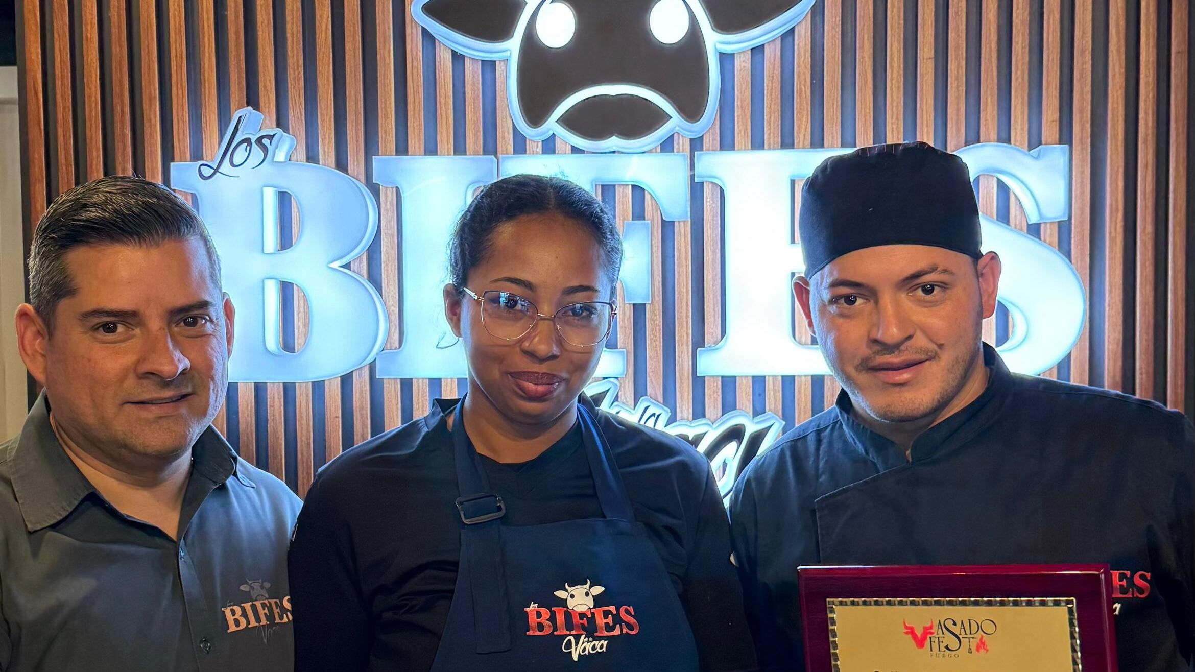 Bifes de la Vaca - Asado Fest