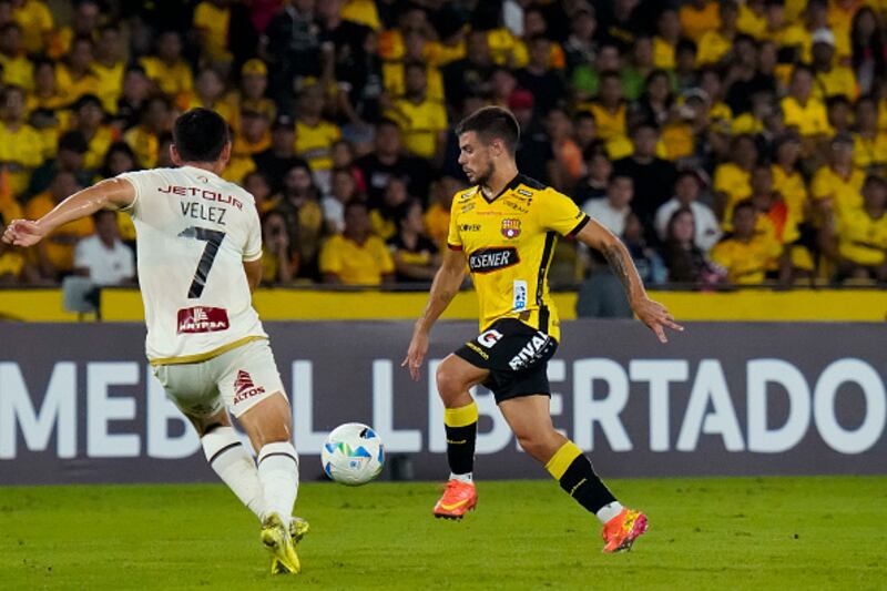 Barcelona SC se complica en la Copa Libertadores.
