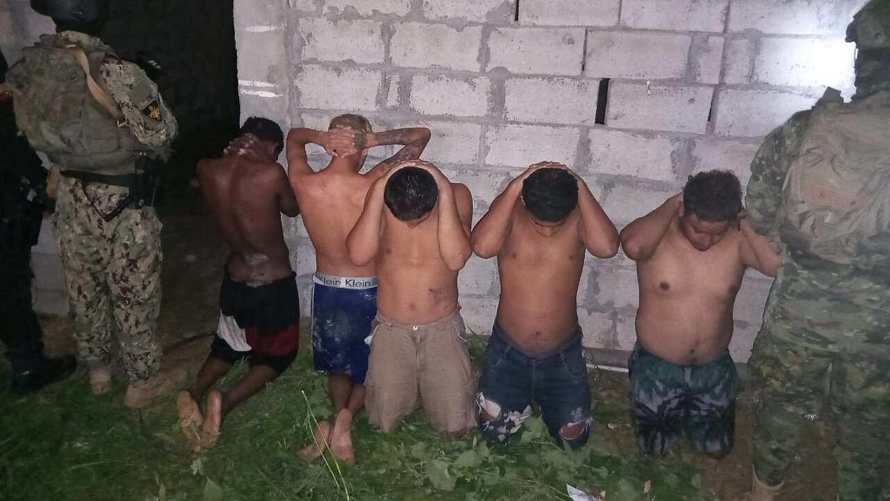 En la ciudadela Acuerela II del cantón Sucre, seis miembros de la organización terrorista Los Choneros