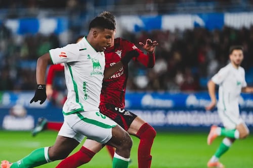 Jeremy Arévalo marca otro golazo con Racing de Santander y pide pista en la Selección de Ecuador