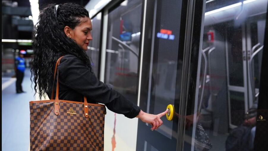 Desde el 1 de junio, el Metro cambia su sistema de puertas