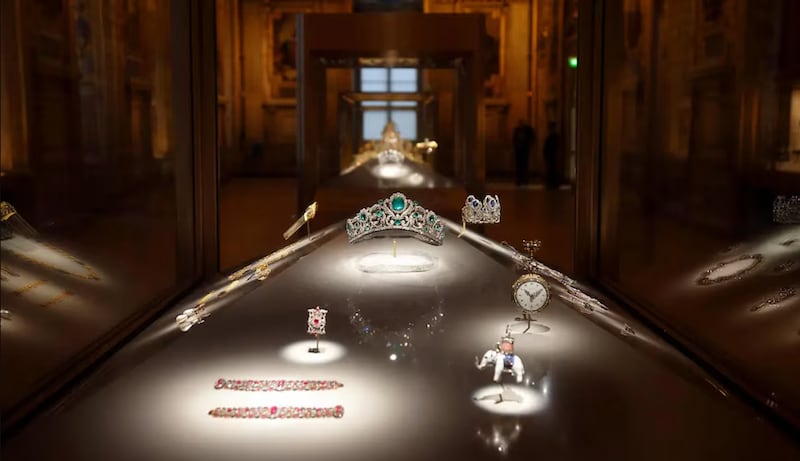 Joyas de la corona francesa en la Galería Apolo.