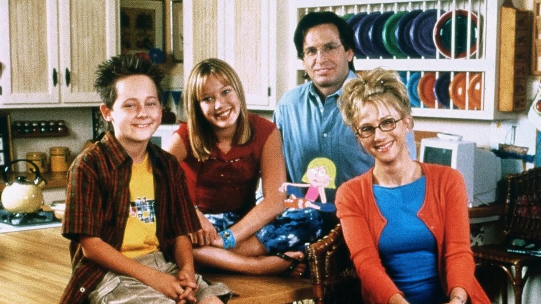 Lizzie McGuire vuelve a ser tendencia tras el mensaje de Hilary Duff por la muerte de Robert Carradine