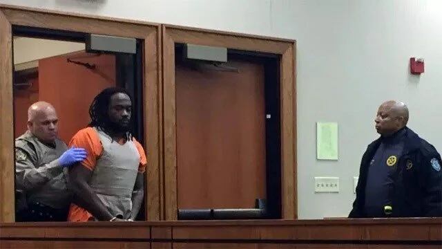 Ronald Exantus salió en libertad condicional tras apuñalar a Logan Tipton en 2015.