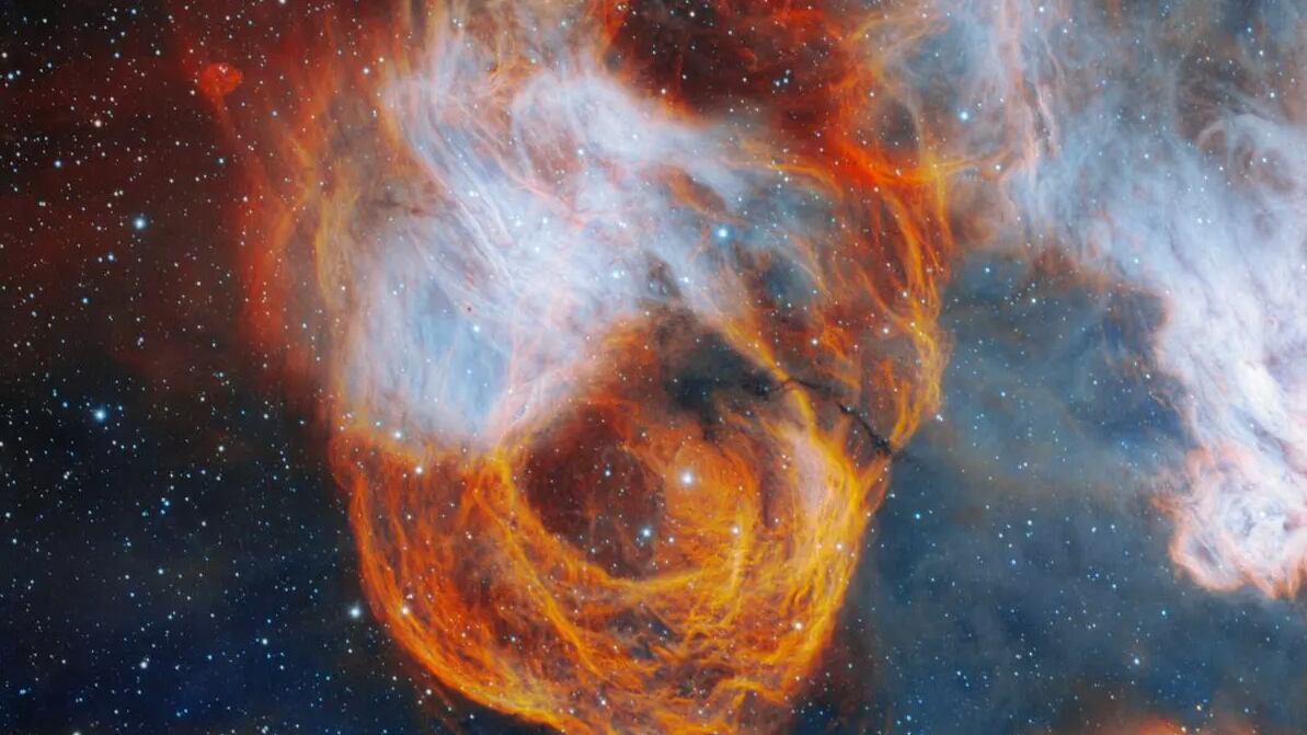 Una 'rosa vibrante' de San Valentín, capturada por el telescopio Gemini Sur