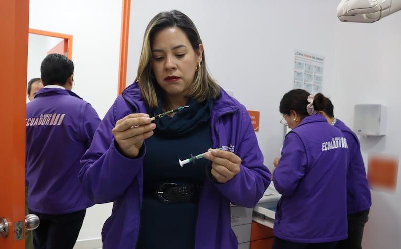 Jeringas cargadas y posible uso indebido de servicios