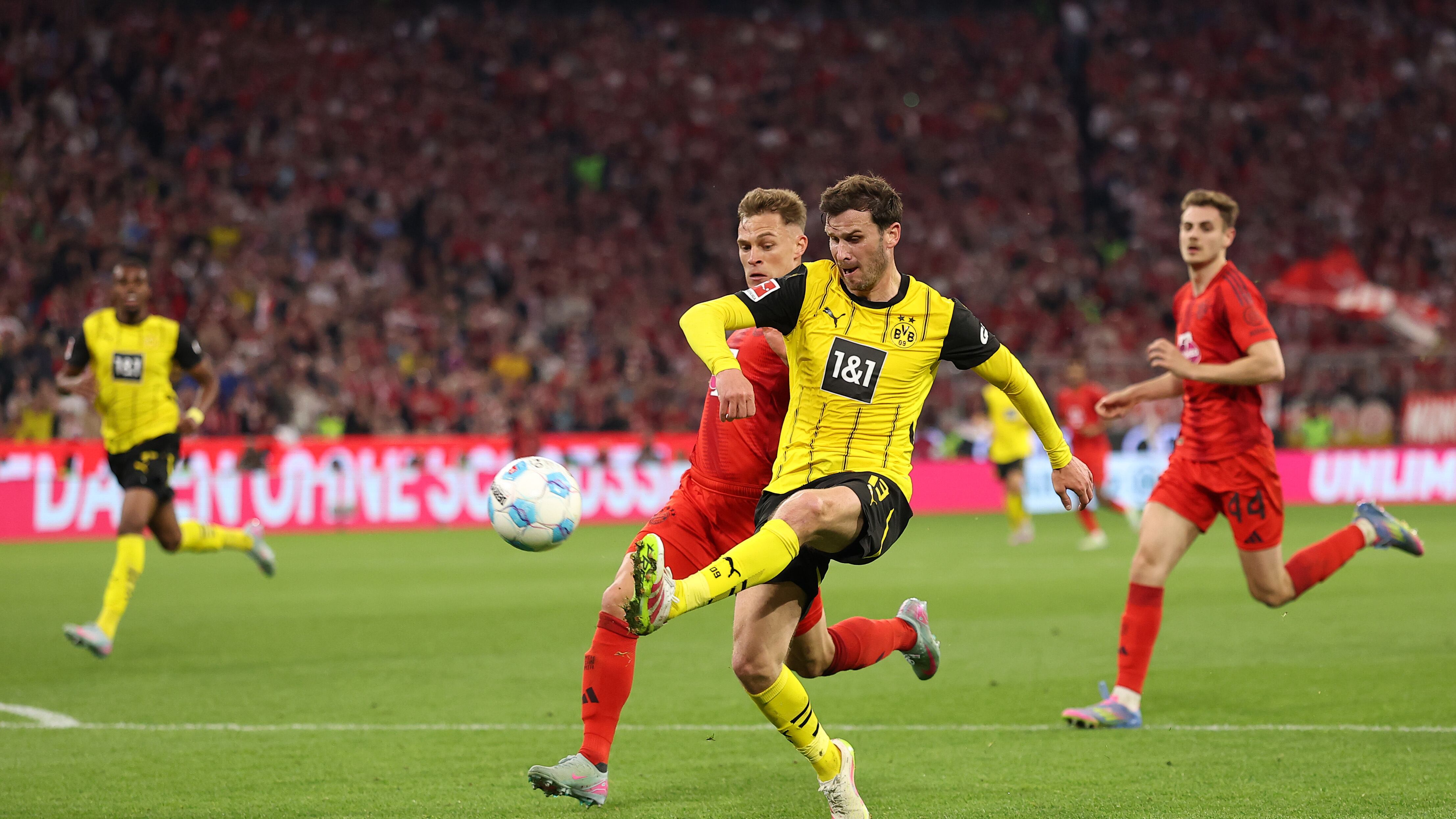 FC Bayern Munich v Borussia Dortmund - Bundesliga