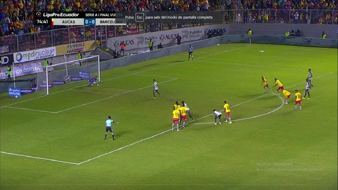 Galíndez atajó el penal de Damián Díaz.