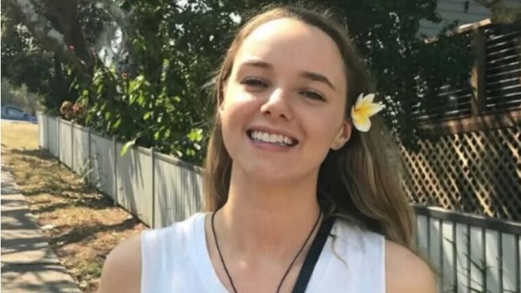 Influencer fallece al dar a luz por una complicación “extremadamente rara”