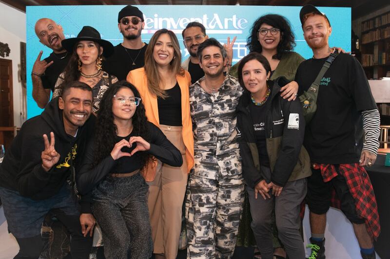 ETAFASHION presenta a los artistas y fundaciones de reinventarte