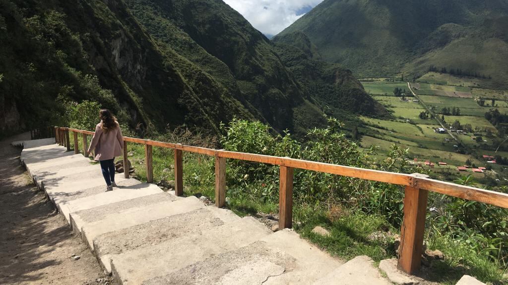 Destinos Ecuador, programa de Tv de Emilia Kayser.