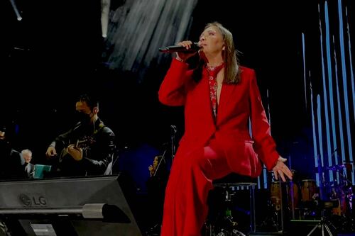 Ana Gabriel anunció retiro de los escenarios, tras un mal concierto en L.A.