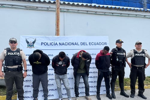 Estas son las armas con las que detuvieron a Christian “Diablito” Lara y a otros sujetos por presunto intento de robo en Quito