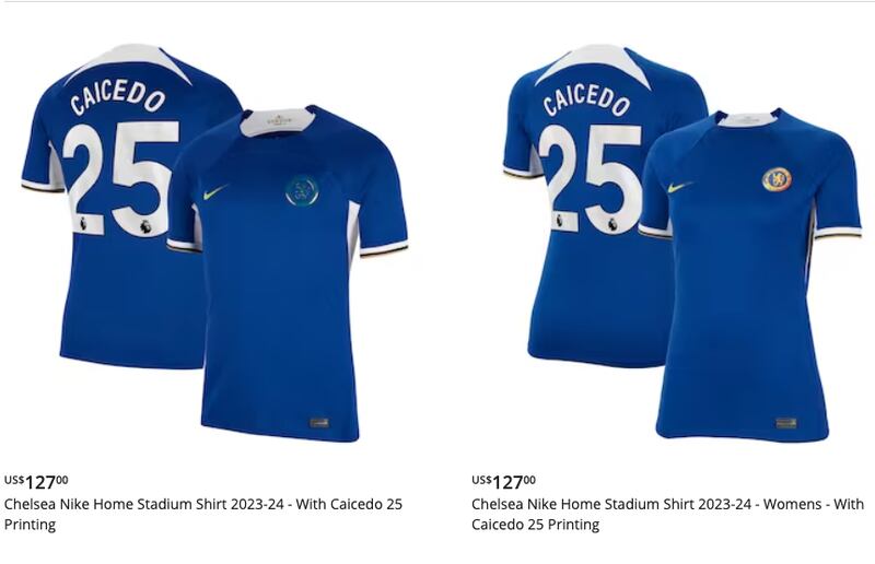 Moisés Caicedo con la 25 del Chelsea