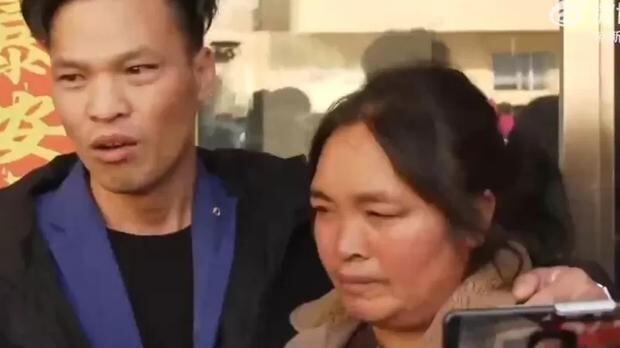 Se reencuentra con sus padres después de estar secuestrado 30 años