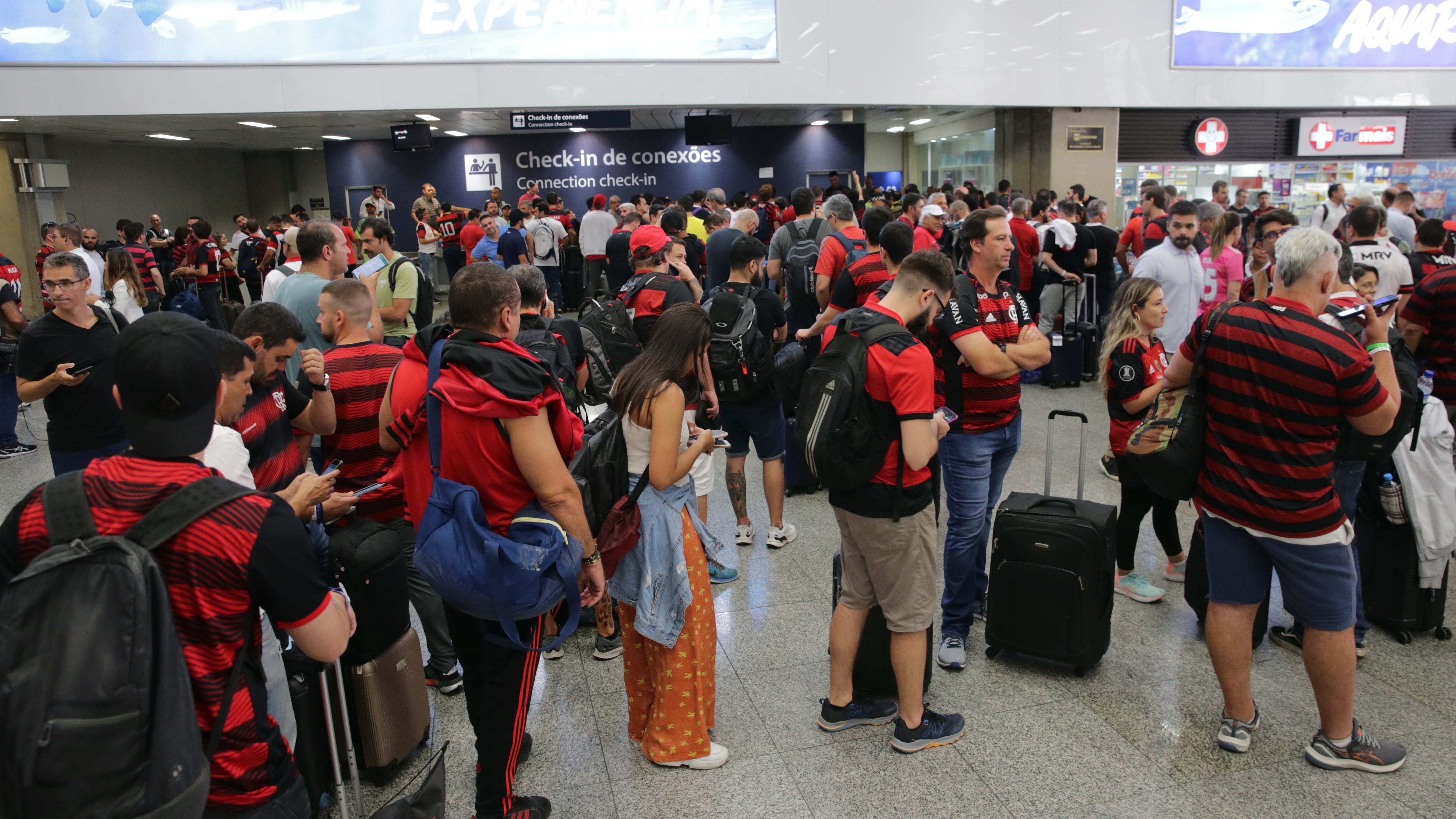 Hinchas de Flamengo que compraron paquetes para ver la final de la Libertadores con Outsider Tours aún no han podido embarcar.