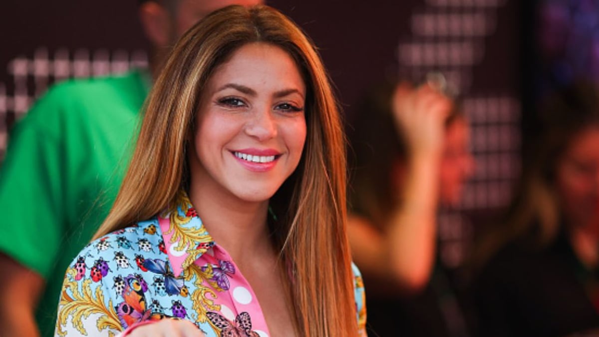 Shakira predijo en 2011 que estas sandalias serían tendencia y ahora son las favoritas de las famosas en 2023