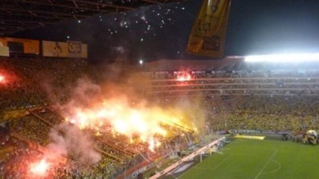 Noche Amarilla/Internet