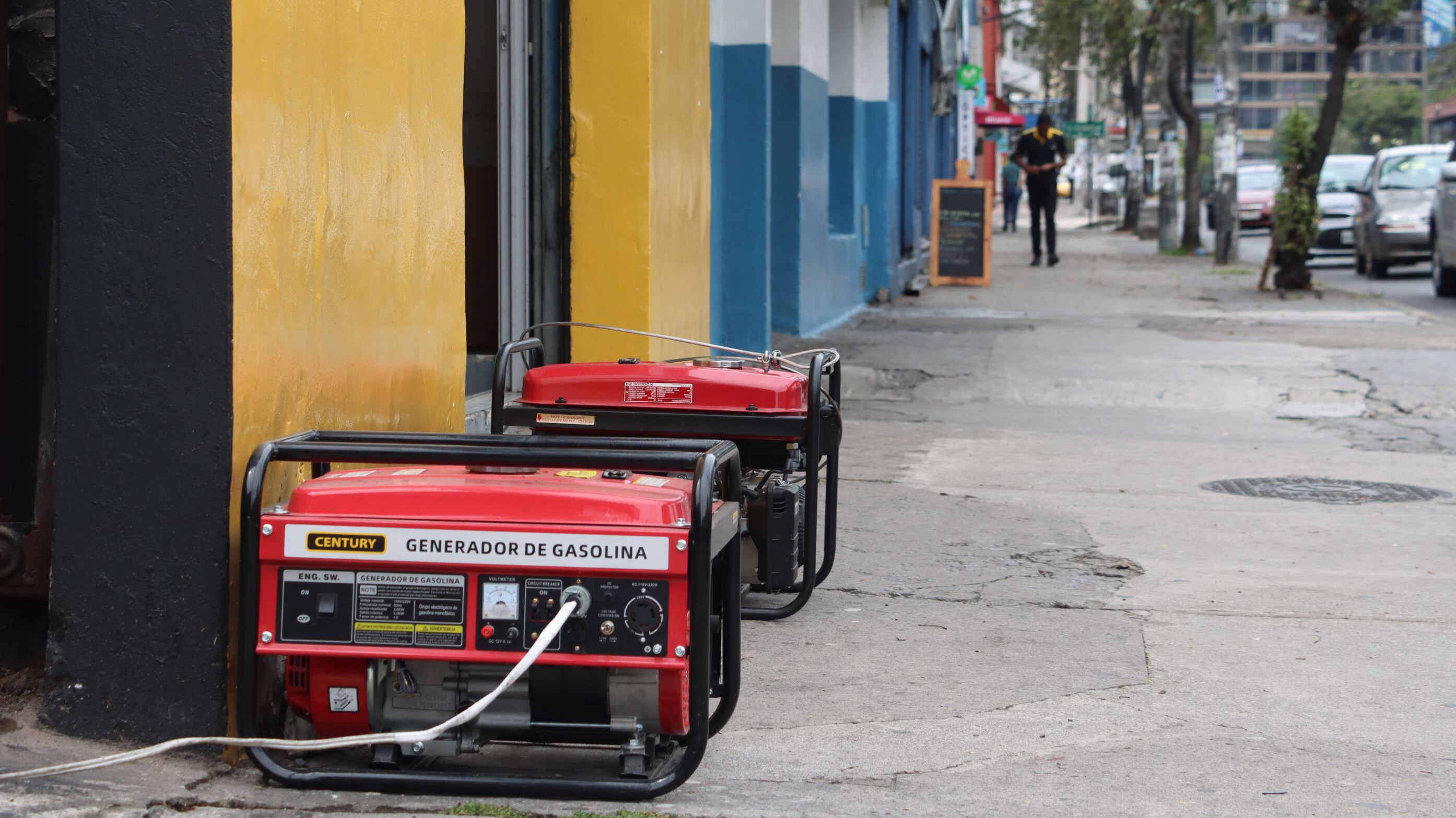 El Gobierno Nacional mediante decreto Ejecutivo No. 411, fijó la tarifa 0% IVA, para la importación y de generadores eléctricos en todas sus formas y gamas, partes y piezas hasta el 31 de diciembre del 2024.