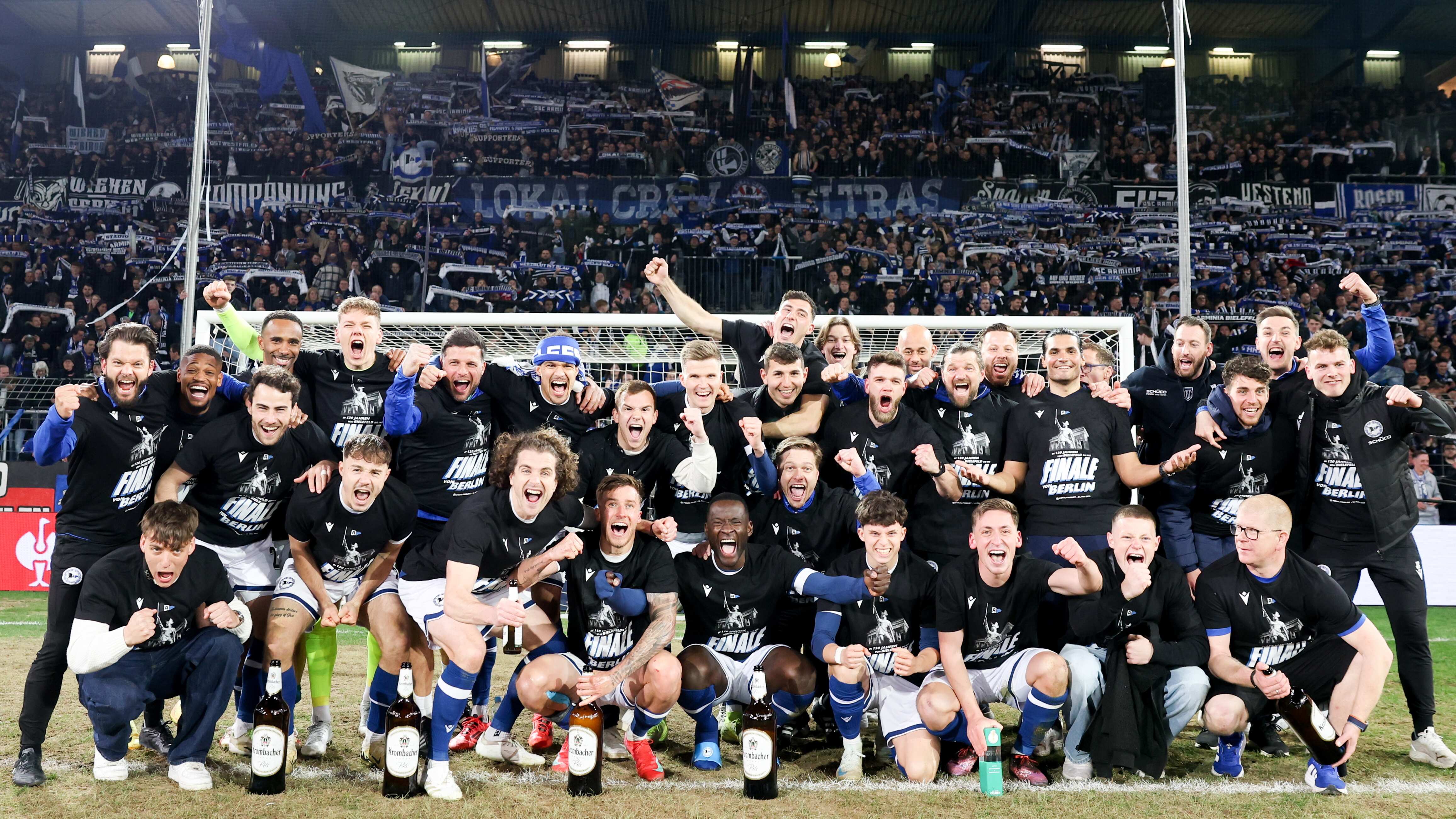 Bielefeld (Germany), 01/04/2025.- Bielefeld players celebrate winning the DFB Cup semi final match between Arminia Bielefeld and Bayer 04 Leverkusen in Bielefeld, Germany, 01 April 2025. (Alemania) EFE/EPA/CHRISTOPHER NEUNDORF The DFB regulations prohibit any use of photographs as image sequences and/or quasi-video.